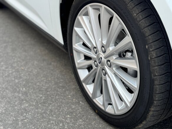 2014 Ford Focus III, белый - вид 12