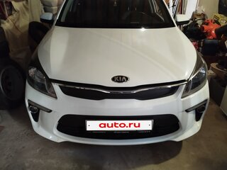 2017 Kia Rio IV, белый, 2000000 рублей, вид 1