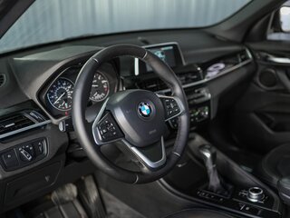 2017 BMW X1 28i xDrive II (F48), серый, 2349000 рублей, вид 5