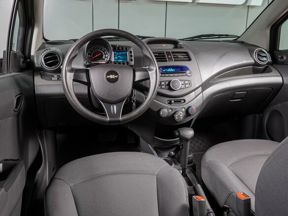 2012 Chevrolet Spark III, красный - вид 5