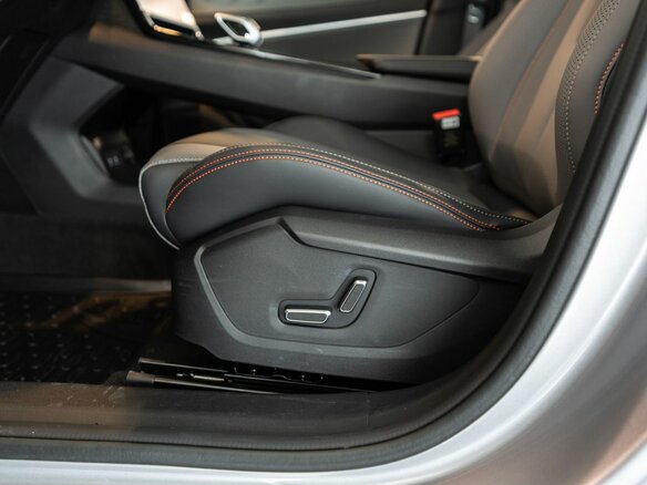 2026 Geely Cityray, серебристый, 3204990 рублей - вид 15