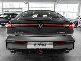 2024 Changan UNI-V I, серый, 3329900 рублей, вид 5