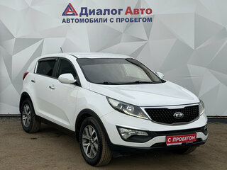 2015 Kia Sportage III Рестайлинг, белый, 1350000 рублей, вид 3