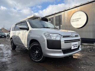 2023 Toyota Probox I Рестайлинг, серебристый, 1070000 рублей, вид 4