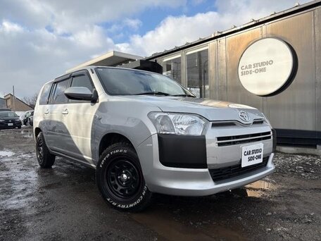 2023 Toyota Probox I Рестайлинг, серебристый, 1070000 рублей, вид 4