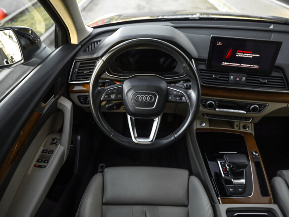 2021 Audi Q5 45 TFSI II (FY) Рестайлинг, чёрный, 3999000 рублей - вид 11