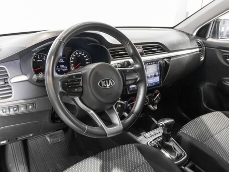 2020 Kia Rio X-Line IV, чёрный, 1598000 рублей, вид 5
