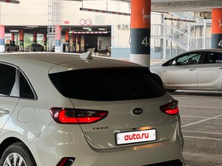 2018 Kia Ceed III, белый, 1449999 рублей, вид 4