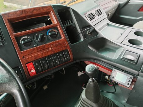 2006 Dongfeng EQ3312, красный, 1470000 рублей, вид 3
