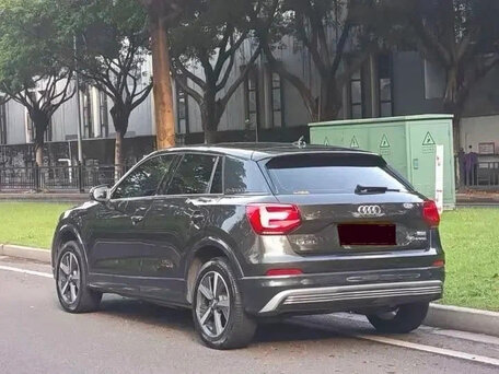 2020 Audi Q2 L e-tron I, чёрный, 1610000 рублей, вид 3