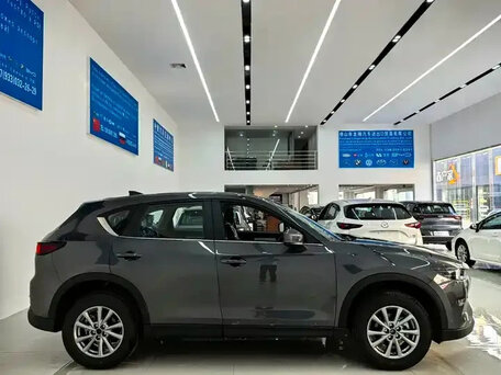 2026 Mazda CX-5 II Рестайлинг, серый, 3250000 рублей, вид 2