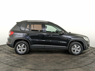 2011 Volkswagen Tiguan I, чёрный, 999000 рублей, вид 4