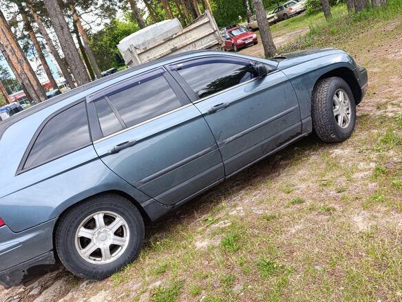 2005 Chrysler Pacifica CS, серый, 490000 рублей - вид 4