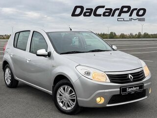 2014 Renault Sandero I, серебристый, 550000 рублей, вид 1