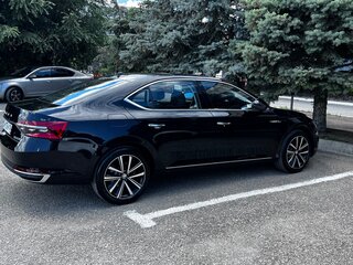 2025 Skoda Superb III Рестайлинг, чёрный, 3114000 рублей, вид 4