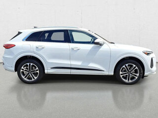 2025 Audi Q5 40 TFSI III (GU), белый, 6037500 рублей, вид 4