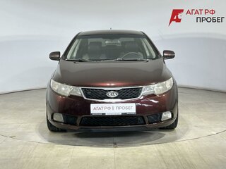 2010 Kia Cerato 5-speed II, красный, 620000 рублей, вид 2
