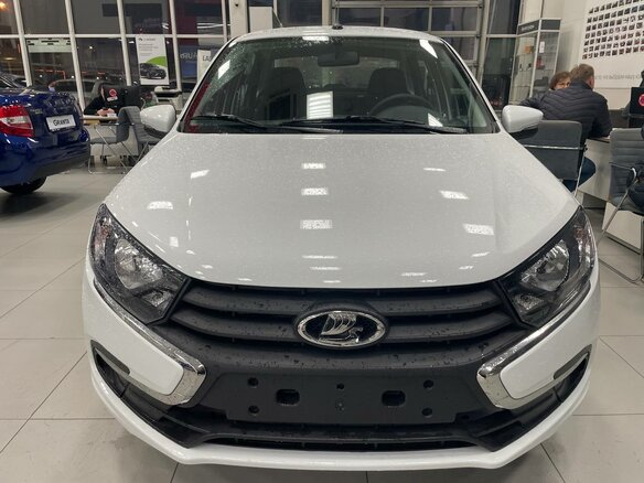 2026 Lada (ВАЗ) Granta I Рестайлинг, белый, 1188000 рублей - вид 8