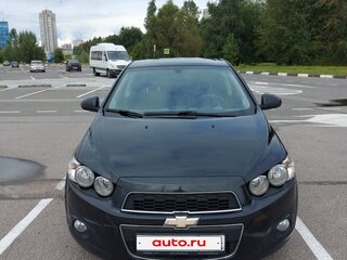 2014 Chevrolet Aveo II, чёрный, 950000 рублей, вид 3