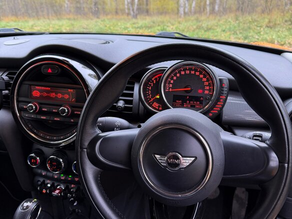 2014 Mini Hatch Cooper III (F55/F56), оранжевый, 1049000 рублей - вид 8