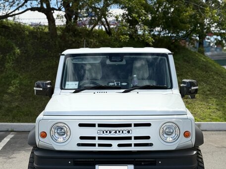 2020 Suzuki Jimny Sierra IV, белый, 2100000 рублей, вид 2