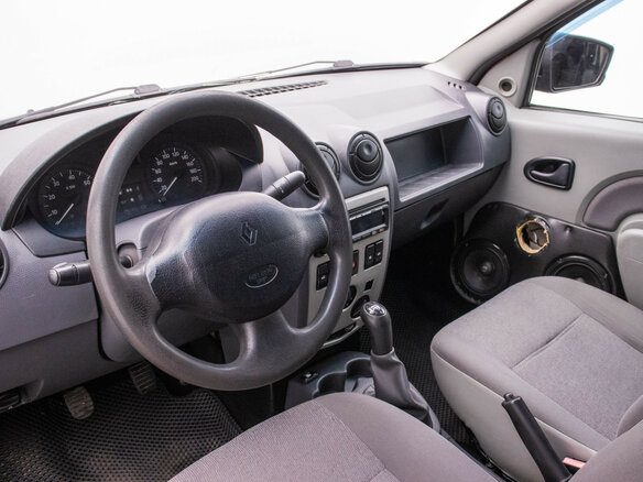 2009 Renault Logan I, красный - вид 9