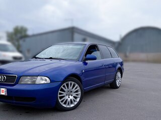 1997 Audi A4 I (B5), синий, 370000 рублей, вид 2