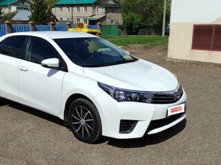 2013 Toyota Corolla XI (E160, E170, E180), белый, 1140000 рублей, вид 3