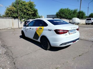 2023 Lada (ВАЗ) Vesta I Рестайлинг (NG), белый, 826500 рублей, вид 4