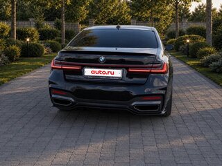 2021 BMW 7 серии 730d xDrive VI (G11/G12) Рестайлинг, чёрный, 7340000 рублей, вид 4