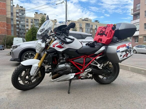2015 BMW R 1200 R, белый, 800000 рублей