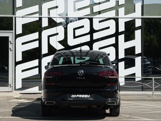 2021 Volkswagen Polo VI, чёрный, 1650000 рублей, вид 4