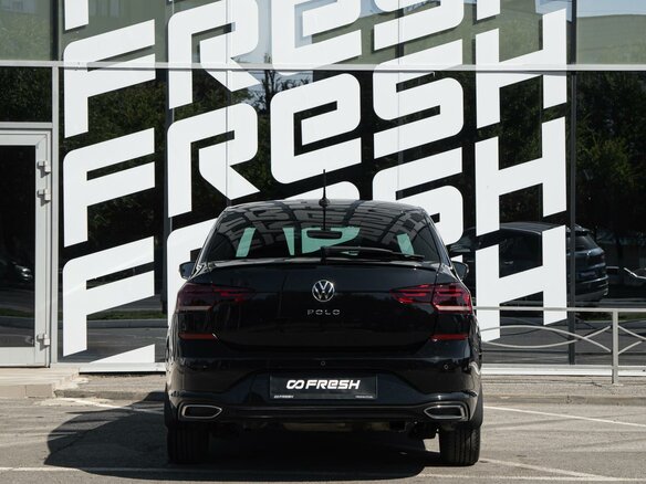 2021 Volkswagen Polo VI, чёрный - вид 3