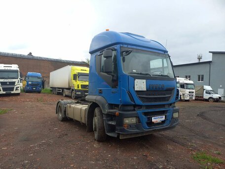 2018 Iveco Stralis, синий, 2952900 рублей, вид 2
