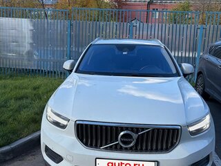 2020 Volvo XC40 I, белый, 3390000 рублей, вид 1