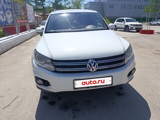 2014 Volkswagen Tiguan I Рестайлинг, белый, 1290000 рублей, вид 1