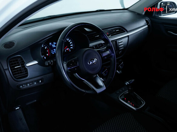 2017 Kia Rio IV, белый, 1397000 рублей - вид 6