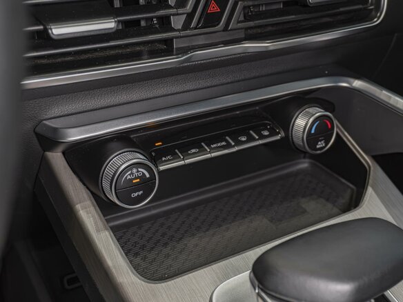 2023 Geely Coolray I, белый, 1930000 рублей - вид 19