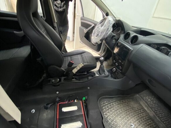 2013 Renault Duster I, серый, 1100000 рублей - вид 8