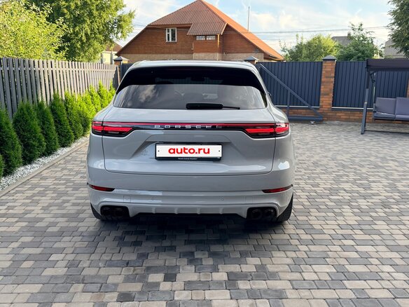 2020 Porsche Cayenne III, серый, 7590000 рублей - вид 5