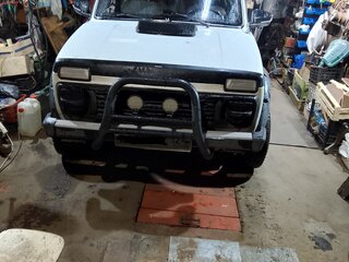 1996 Lada (ВАЗ) 2121 (4x4) I Рестайлинг, белый, 230000 рублей, вид 2