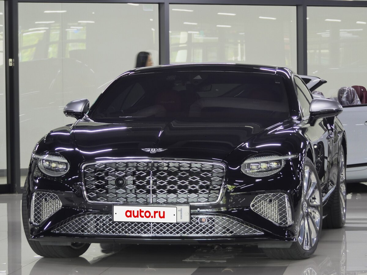 Открыть фотографии: Bentley Continental GT IV