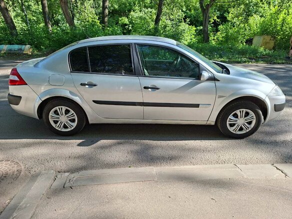 2005 Renault Megane II, серый, 280000 рублей - вид 3