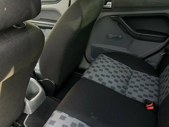 2009 Ford Focus II Рестайлинг, серый, 450000 рублей - вид 11