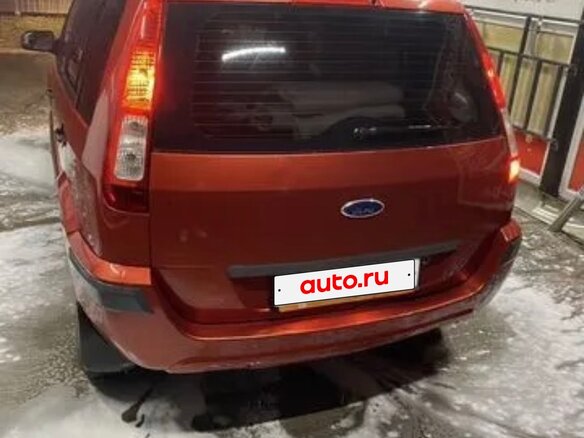 2006 Ford Fusion I Рестайлинг, красный, 570000 рублей - вид 4