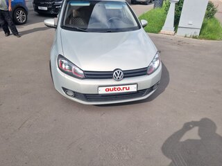 2011 Volkswagen Golf VI, серебристый, 600000 рублей, вид 1