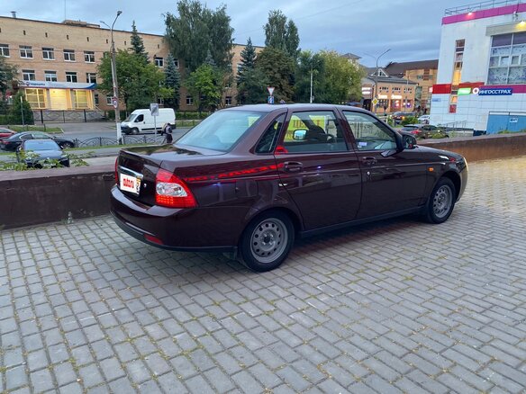 2014 Lada (ВАЗ) Priora I Рестайлинг, красный, 520000 рублей - вид 3