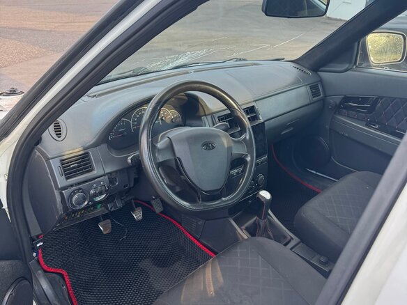 2013 Lada (ВАЗ) Priora I Рестайлинг, белый - вид 5