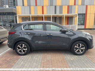2021 Kia Sportage IV Рестайлинг, серый, 2490000 рублей, вид 4