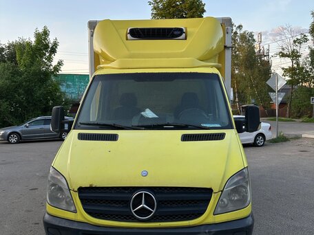 2013 Mercedes-Benz Sprinter, жёлтый, 1900000 рублей, вид 2